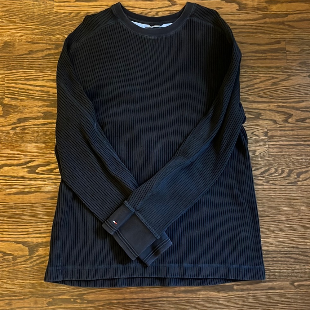 Men’s size XL Navy Tommy Hilfiger Sweater